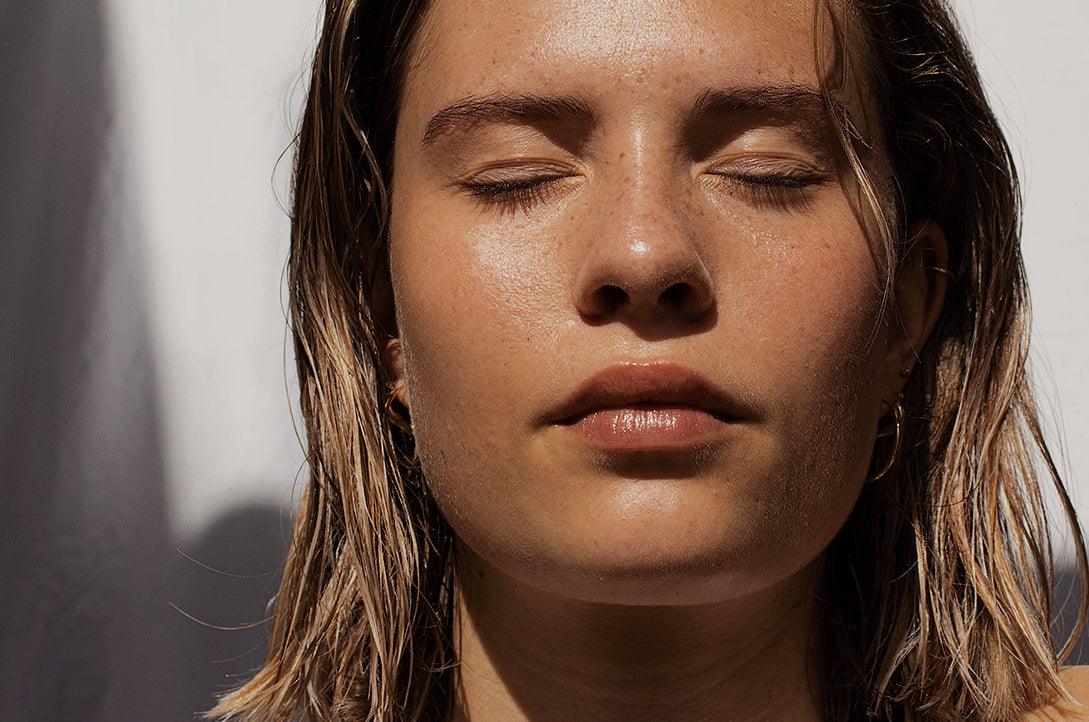 Hyaluronic Acid, Your Key to Dewy Summertime Skin